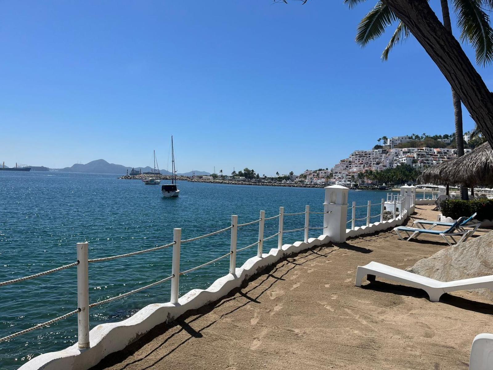 Frente Al Mar, Comodo Y Familiar Manzanillo Kültér fotó